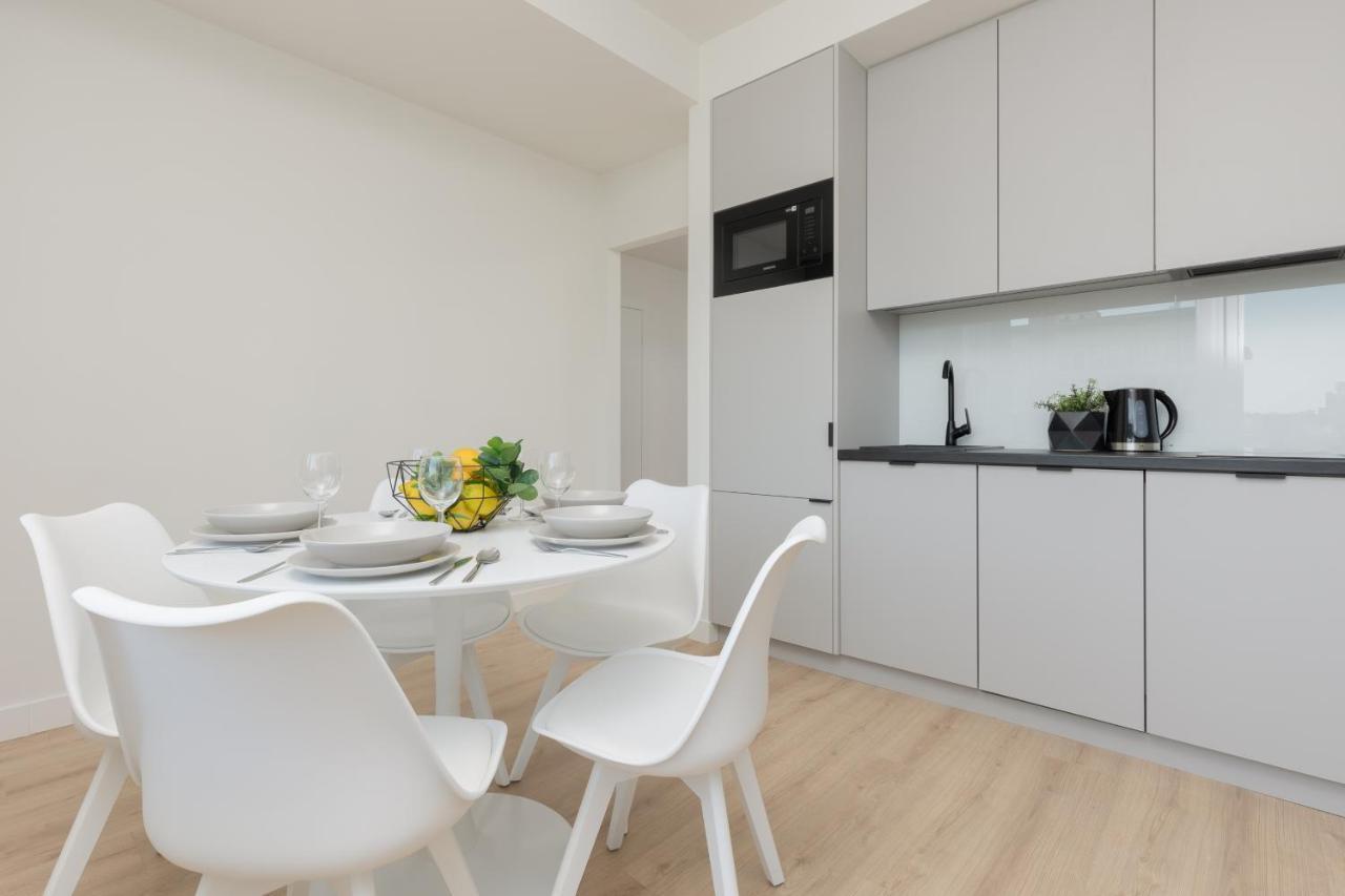 Amazing Spacious Apartments In Warsaw City Center By Noclegi Renters المظهر الخارجي الصورة