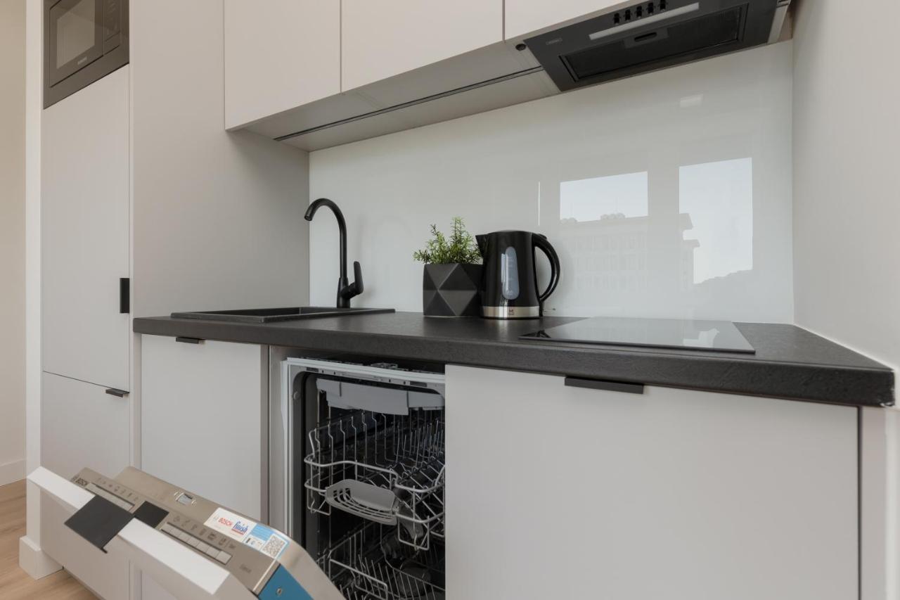 Amazing Spacious Apartments In Warsaw City Center By Noclegi Renters المظهر الخارجي الصورة