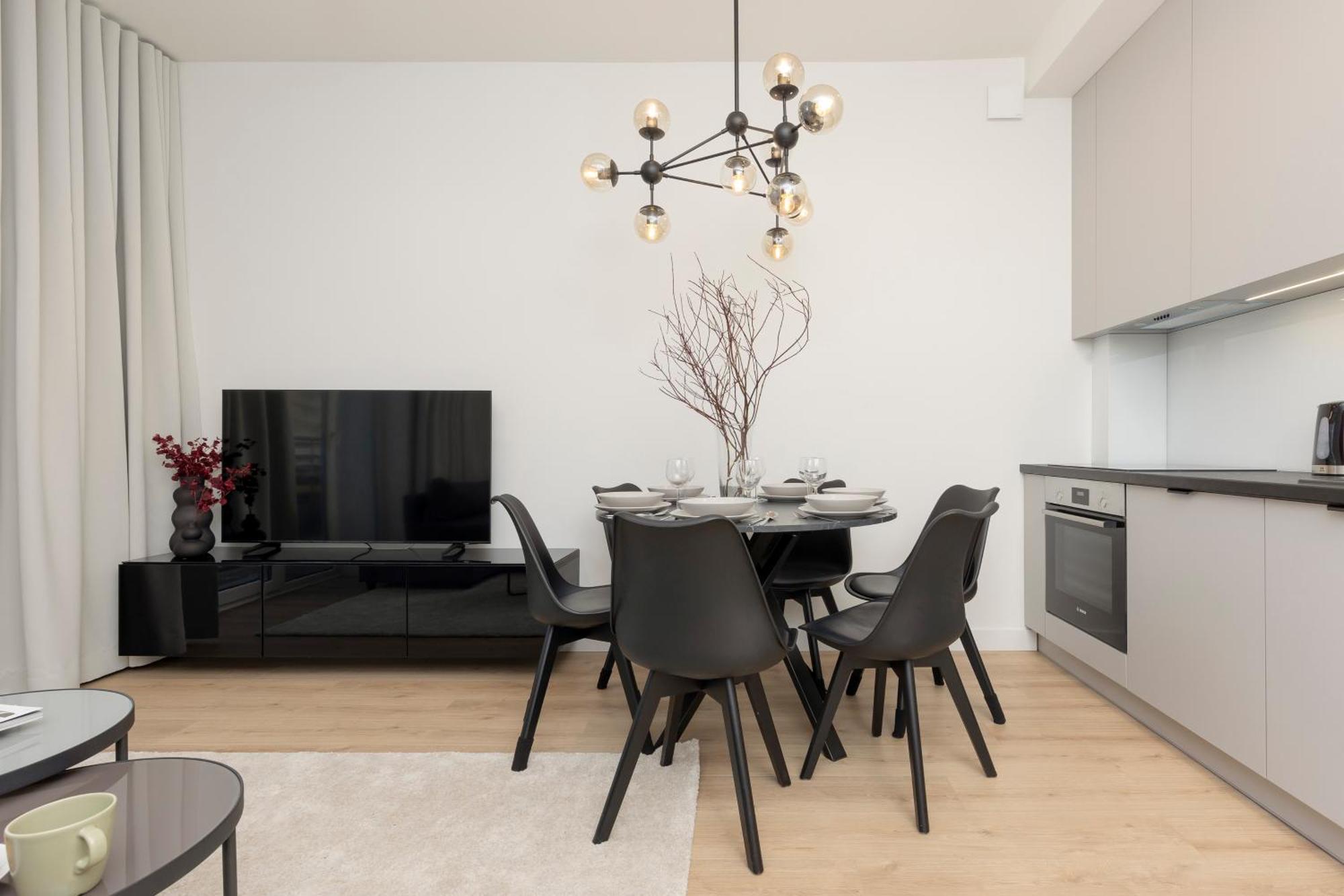 Amazing Spacious Apartments In Warsaw City Center By Noclegi Renters المظهر الخارجي الصورة
